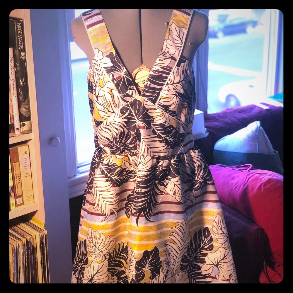 SPRING or SUMMER smock. H&M. It’s so lovely.